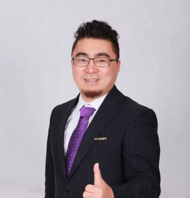 党支部书记 吴振化